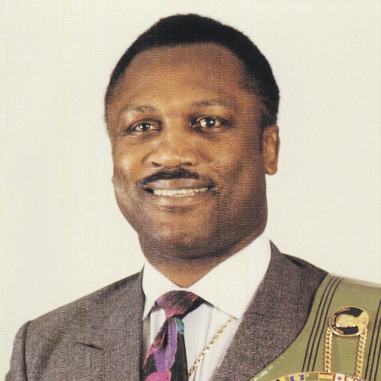 Joe Frazier в молодости